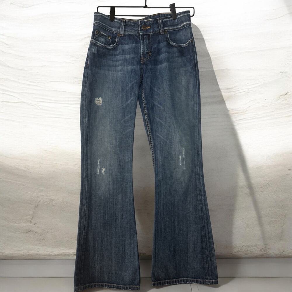 BKE Women's Straight Leg Jeans in Medium Blue Wash